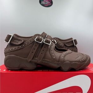 Nike Air Rift Leather Light British Tan Cacao Wow BRAND NEW Size 9 Women